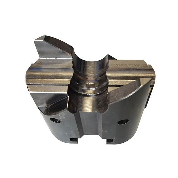 BOP semi-sealed gate